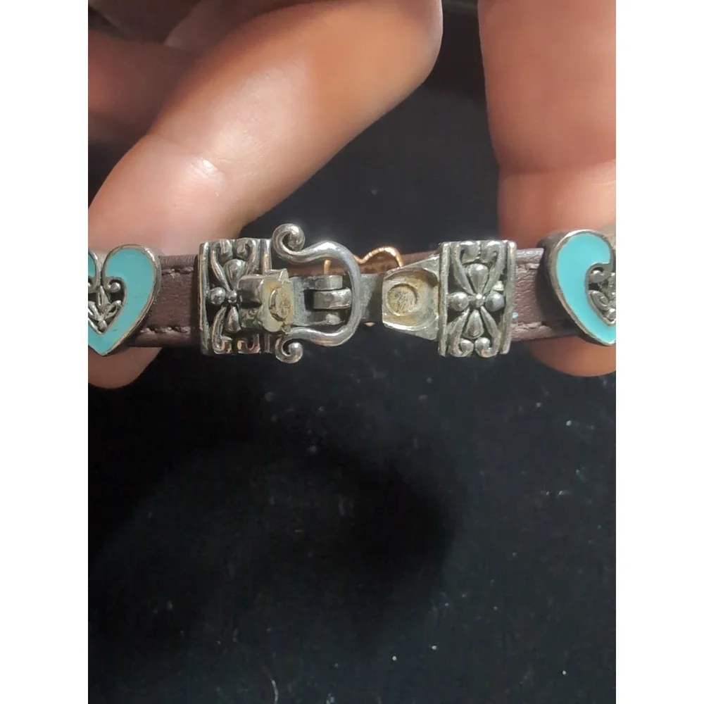 Leather Strap Bracelet Turquoise Color Hearts Magnetic Clasp